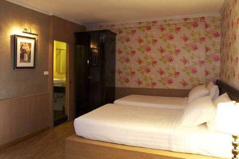 Q Hotel Бангкок Экстерьер фото