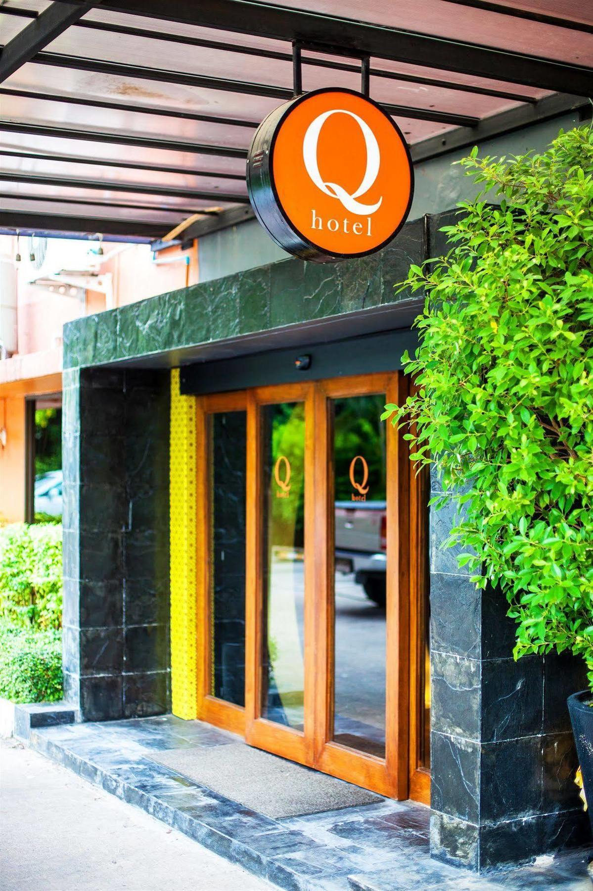 Q Hotel Бангкок Экстерьер фото